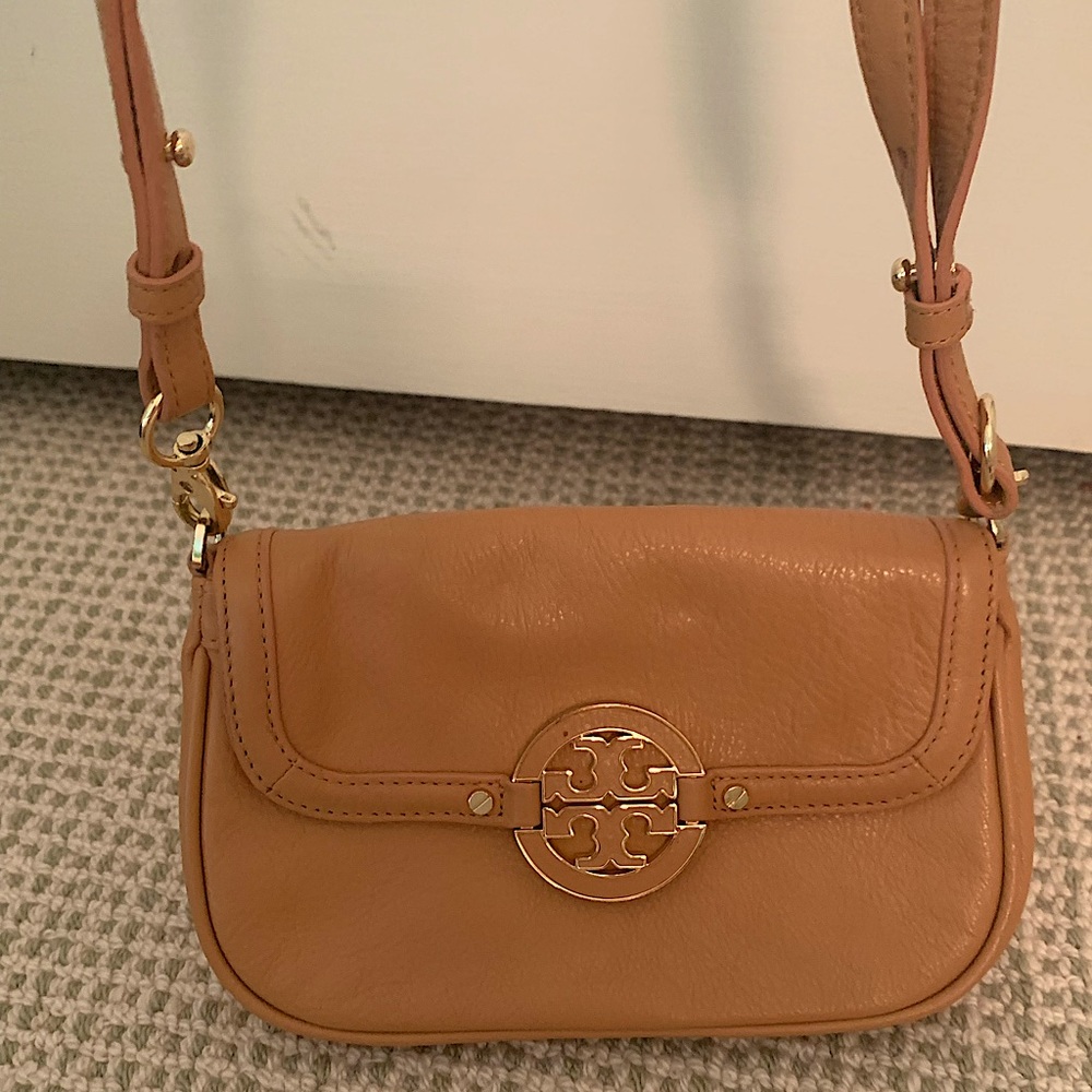 Tory Burch Amanda Crossbody Bag